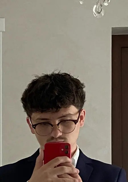 Денис из Киева, ищу на сайте знакомства на одну ночь