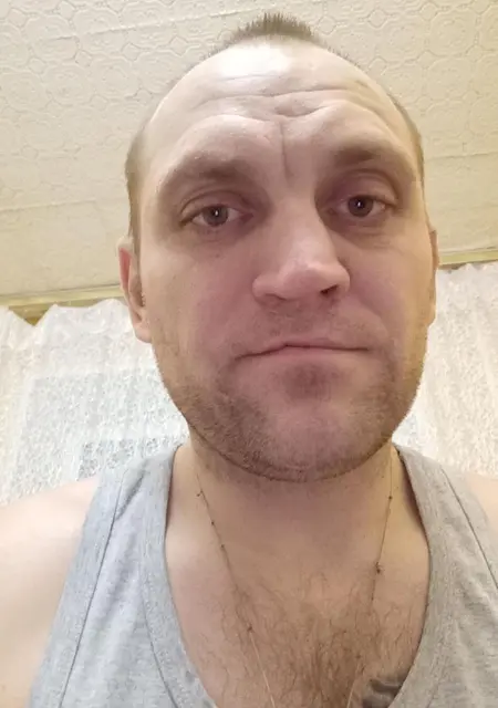 Станислав из Луганска, мне 39, познакомлюсь на одну ночь