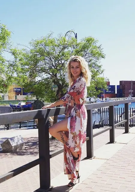 Sofi de Cartagena, tengo 34 años, lista para conocer para conversación virtual