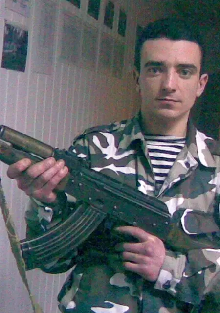 Цыган з Донецька, мені 49 років, познайомлюсь на одну ніч