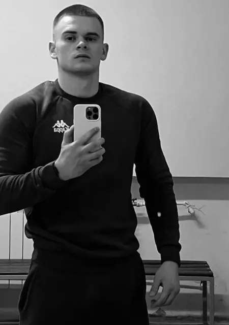 Давид з Новгородка, мені 27 років, познайомлюсь для вірт