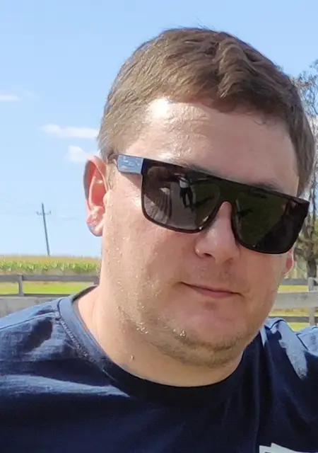 Я Андрей, 40, из Кропивницкого, ищу знакомства без обязательств