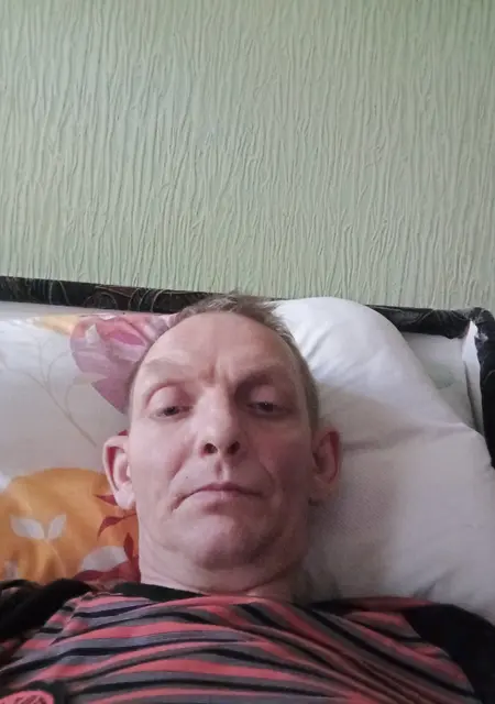 Я Виталий, 47, из Сум, ищу знакомства на одну ночь