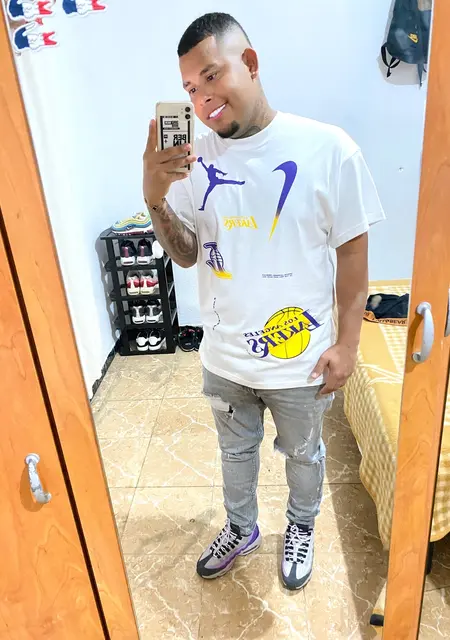 Я Jose Alejandro, 22, знакомлюсь для приятного времяпровождения в Эльчах