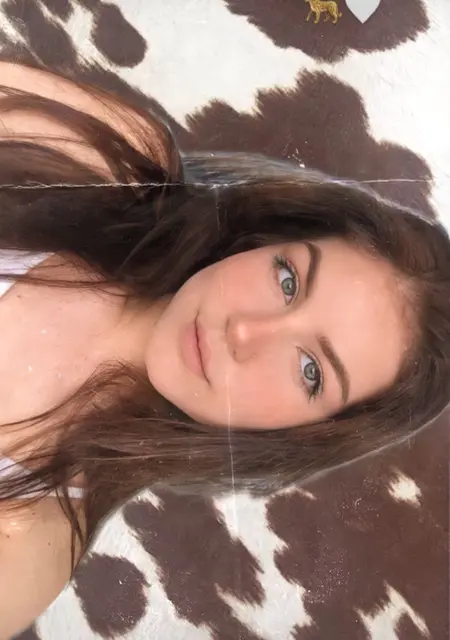 Евгения из Кривого Рога, ищу на сайте приятное времяпровождение