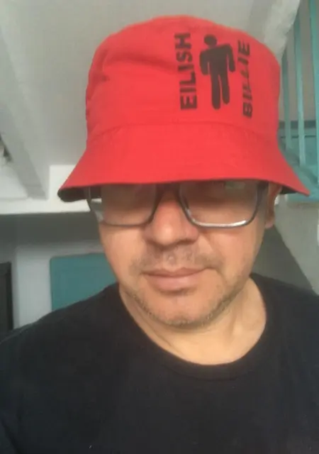 Я Игорь, 45, из Вознесенска, ищу знакомства без обязательств