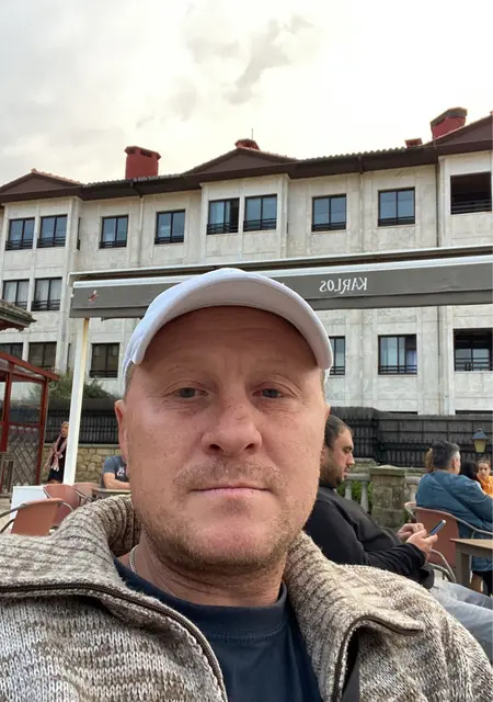 Soy Alexandr, 46 años, conociéndome para hacer nuevos amigos en San Sebastián