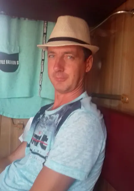 Владимир з Маріуполя, шукаю на сайті знайомства на одну ніч