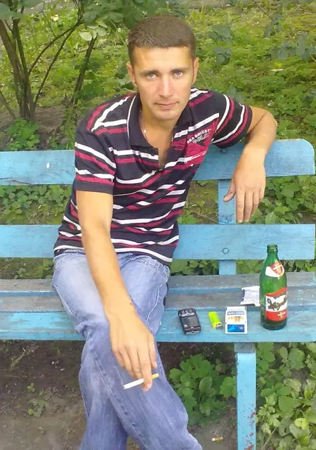 Я Саша, 44 років з Сміла, шукаю знайомства без зобов'язань