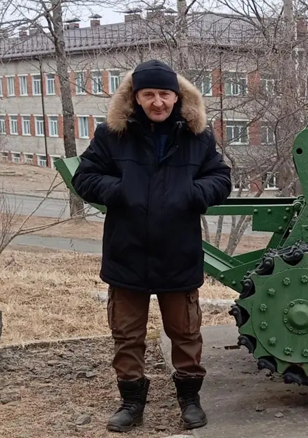 Виктор из Волновахи, мне 54, познакомлюсь для постоянных отношений