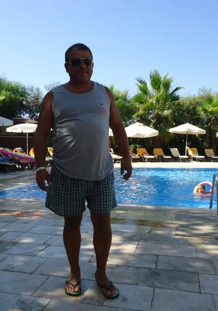 Я Geyn, 60, из Киева, ищу знакомства без обязательств