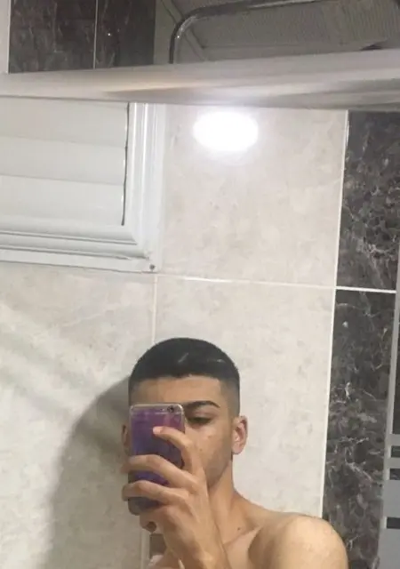 Sefa из Стамбула, мне 18, познакомлюсь