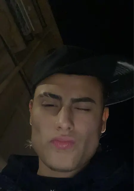 Я Santto, 20, из Торрелодонес, ищу знакомство для совместных путешествий