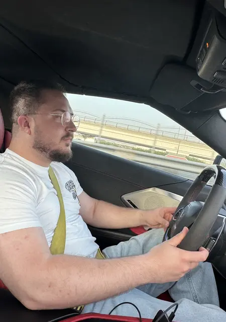 Mikle из Дубая, ищу на сайте вирта