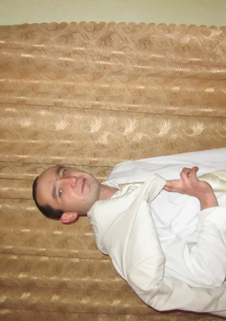 Серж из Одессы, мне 43, познакомлюсь на одну ночь