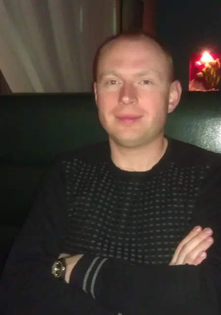 Я Анатолий, 44, из Новомосковска, ищу знакомства без обязательств