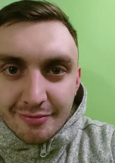 Сергей из Черновцов, ищу на сайте знакомства на одну ночь