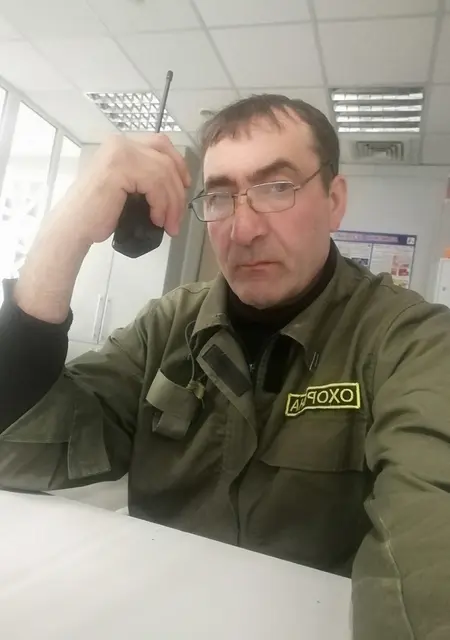 Я Ваня, 57, знакомлюсь без обязательств в Киеве