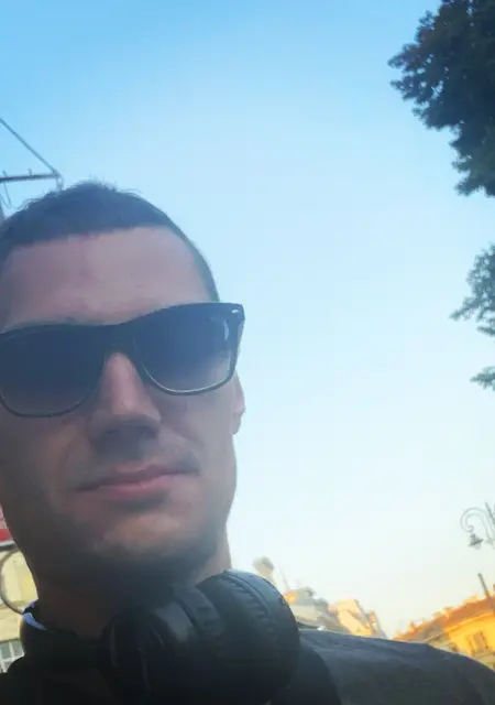 Владимир з Харкова, мені 34 років, познайомлюсь для постійних стосунків