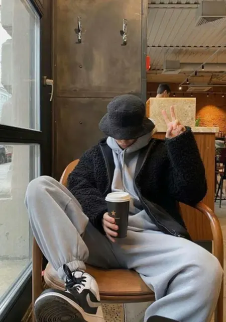 Станислав из Стаханова, ищу на сайте знакомства на одну ночь