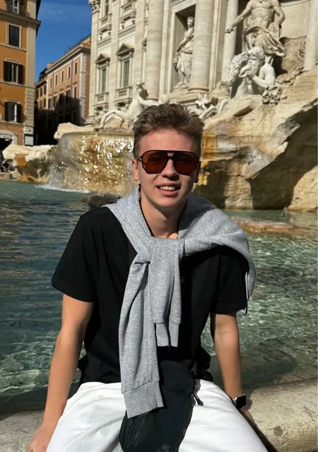 Vanya из Лас-пальмас-де-гран-канария, мне 21, познакомлюсь на одну ночь