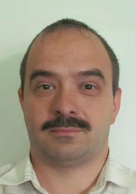 Игорь Волощук из Волочиска, мне 48, познакомлюсь на одну ночь