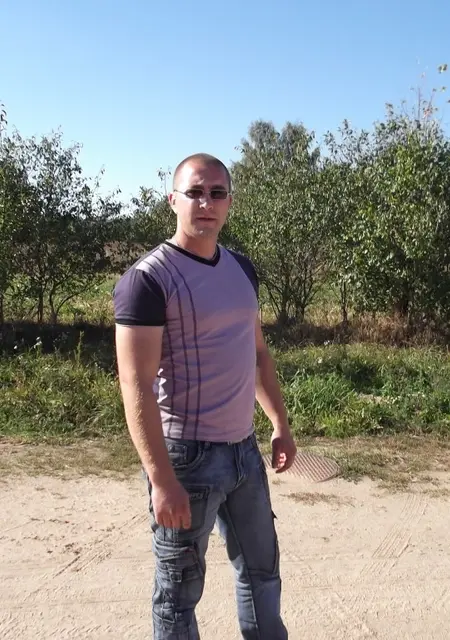 Юрий из Солигорска, мне 41, познакомлюсь для дружбы