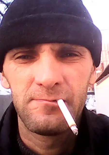 Я Дмитрий, 50, из Луганска, ищу знакомства без обязательств