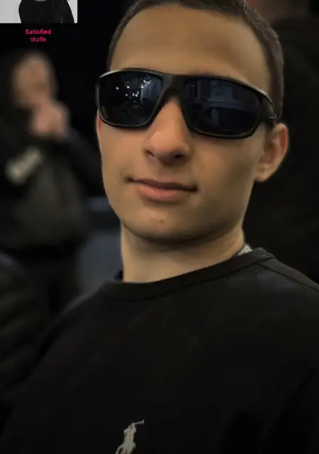 Ярослав из Владимира-Волынского, мне 19, познакомлюсь на одну ночь