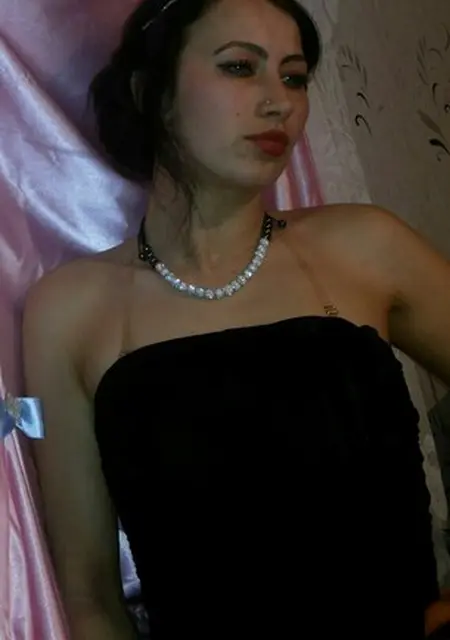 Арина из Каменского, мне 38, познакомлюсь без обязательств