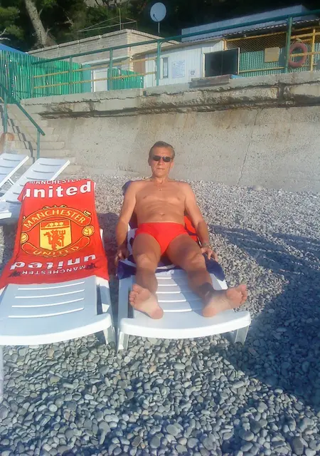 Я Petr, 60, из Запорожья, ищу знакомства без обязательств