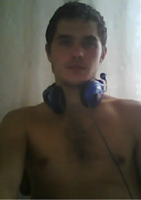 Александр из Кременчуга, мне 36, познакомлюсь на одну ночь