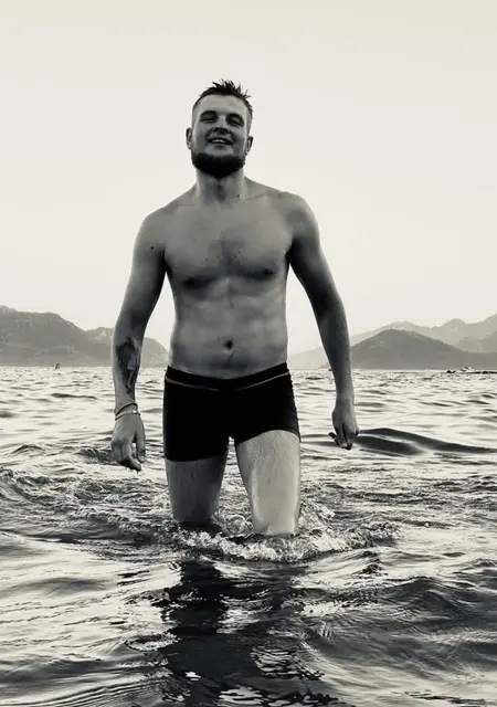 Константин з Житомира, шукаю на сайті вірт