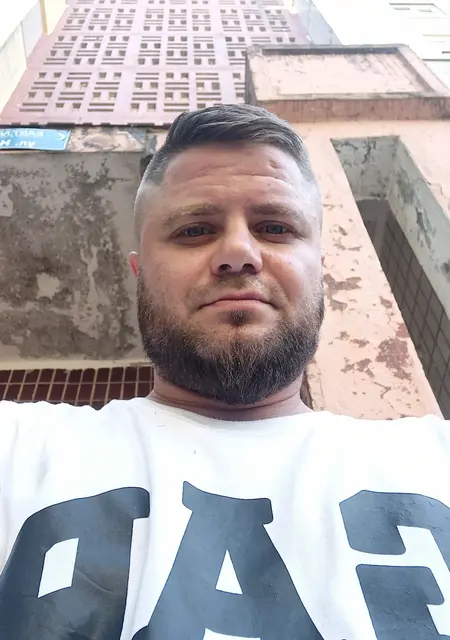 Я Sergey, 37 років з Донецька, шукаю знайомство для відкриті стосунки