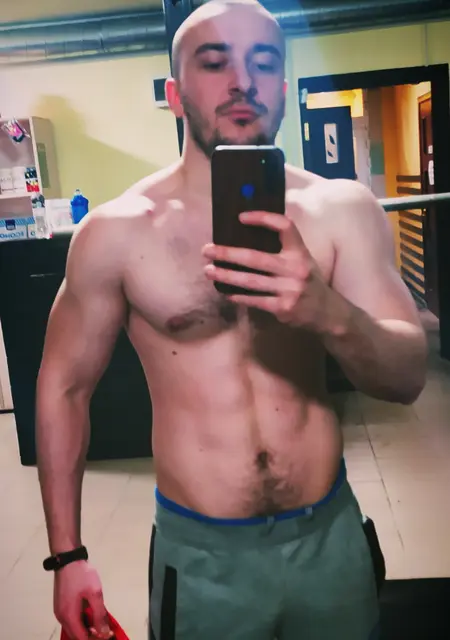 Я Валерий, 31, знакомлюсь без обязательств в Чернигове