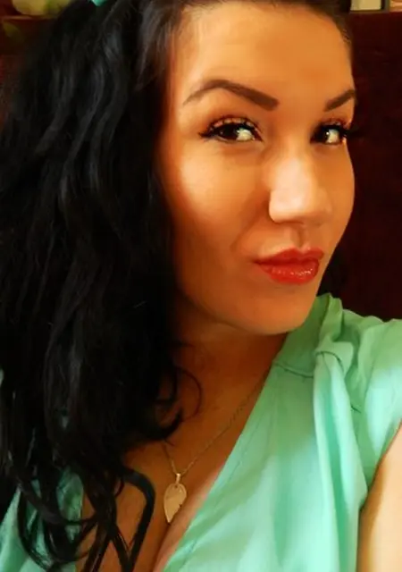 Я Карина, 37, знакомлюсь на одну ночь в Мелитополе