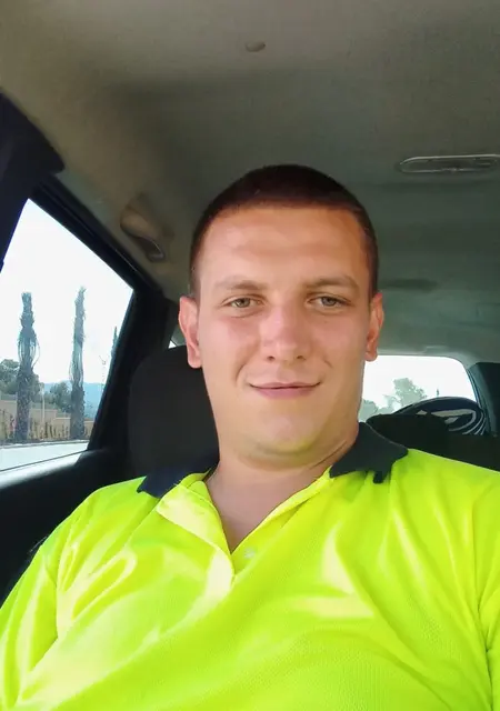 Я Сергей, 42, из Краматорска, ищу знакомство для приятного времяпровождения