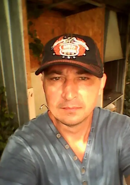 Андрей из Мелитополя, ищу на сайте знакомства на одну ночь