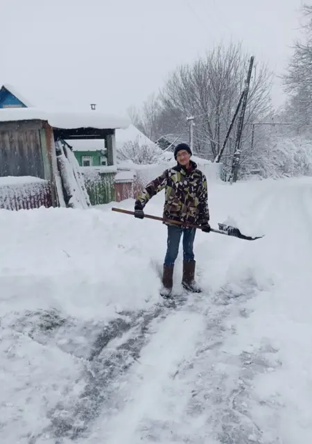 Eduard из Горловки, ищу на сайте приятное времяпровождение