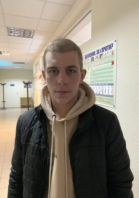 Дима из Умани, мне 40, познакомлюсь без обязательств