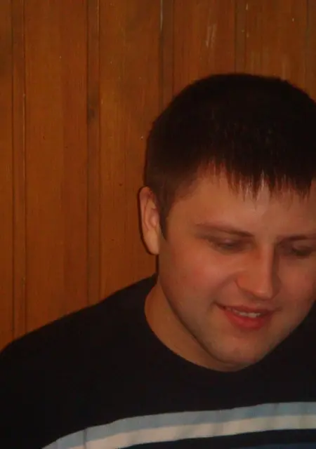 Я Веталь, 42, знакомлюсь на одну ночь в Ровно