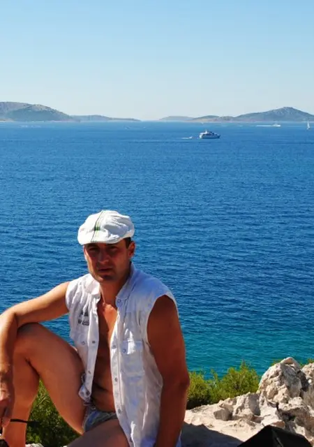 Artem из Праги, ищу на сайте знакомства на одну ночь