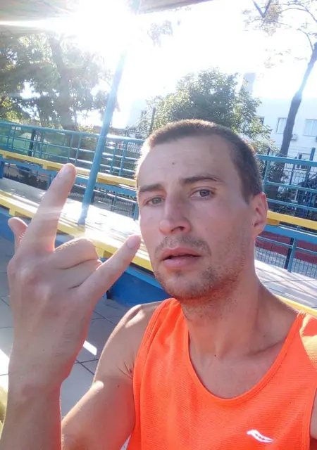 Michael из Черкасс, мне 39, познакомлюсь на одну ночь