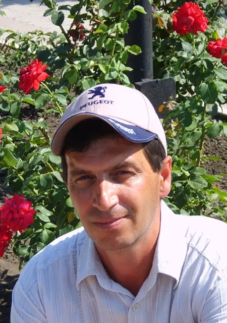 Я Веталь, 50, знакомлюсь без обязательств в Мариуполе