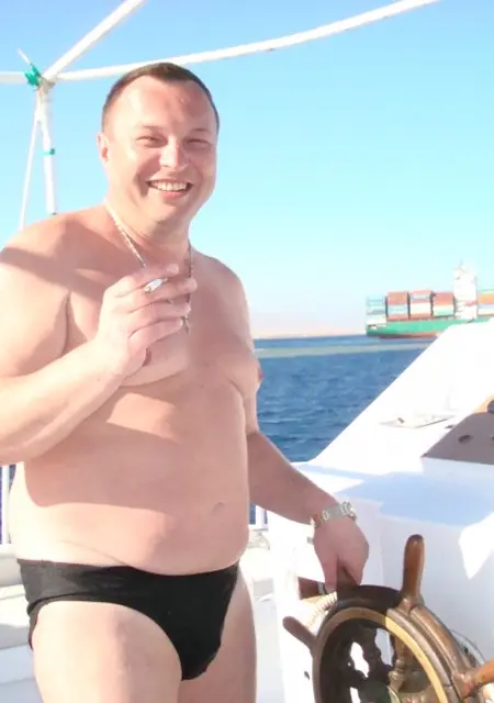 Я Андрей, 54, из Днепра, ищу знакомства без обязательств