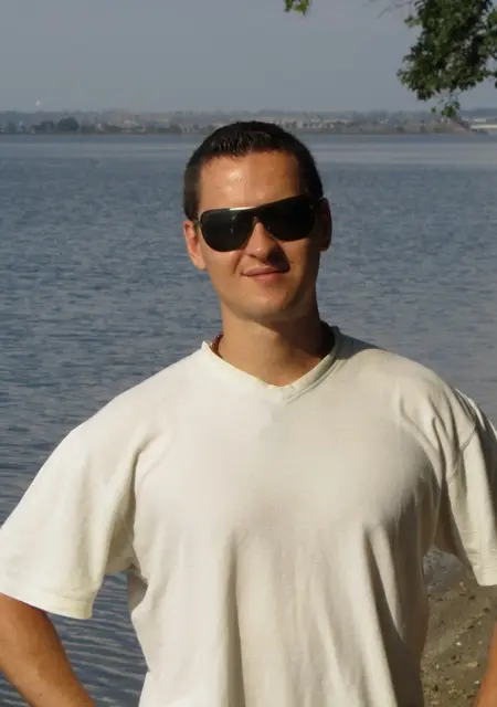 Я Константин, 41 років, знайомлюсь для приємного проведення часу у Миколаєві