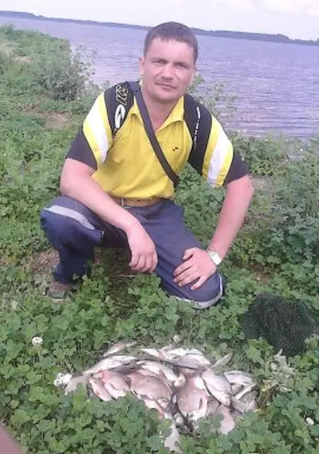 Я Андрей, 45, знакомлюсь без обязательств в Солигорске