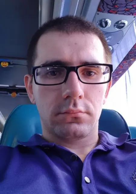 Дима из Одессы, мне 32, познакомлюсь для постоянных отношений