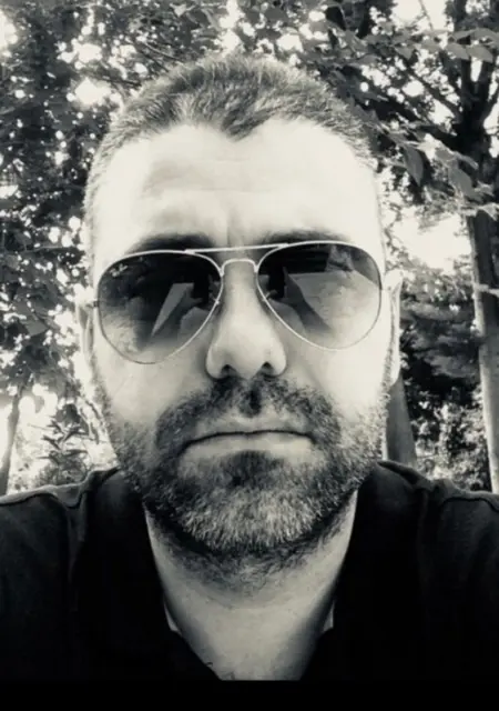 Honour из Зейтинбурну, ищу на сайте знакомства на одну ночь