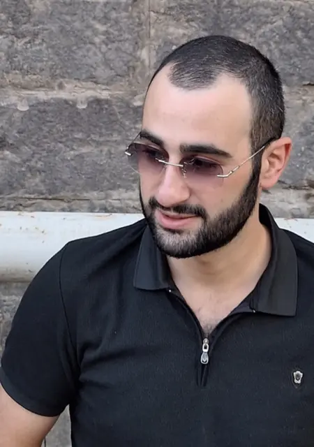 Soy Mel, 23 años de Barcelona, busco conocer gente para chatear